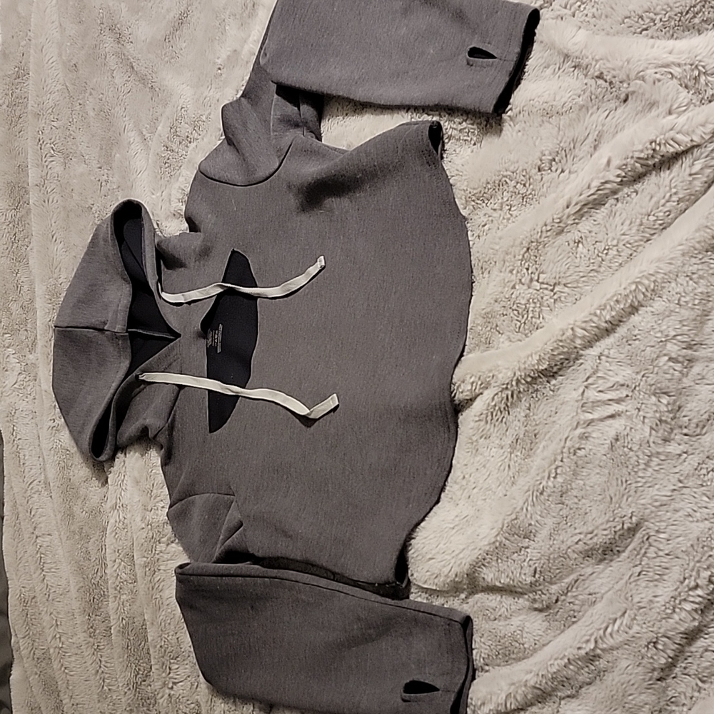 Buffbunny keyhole cropped hoodie